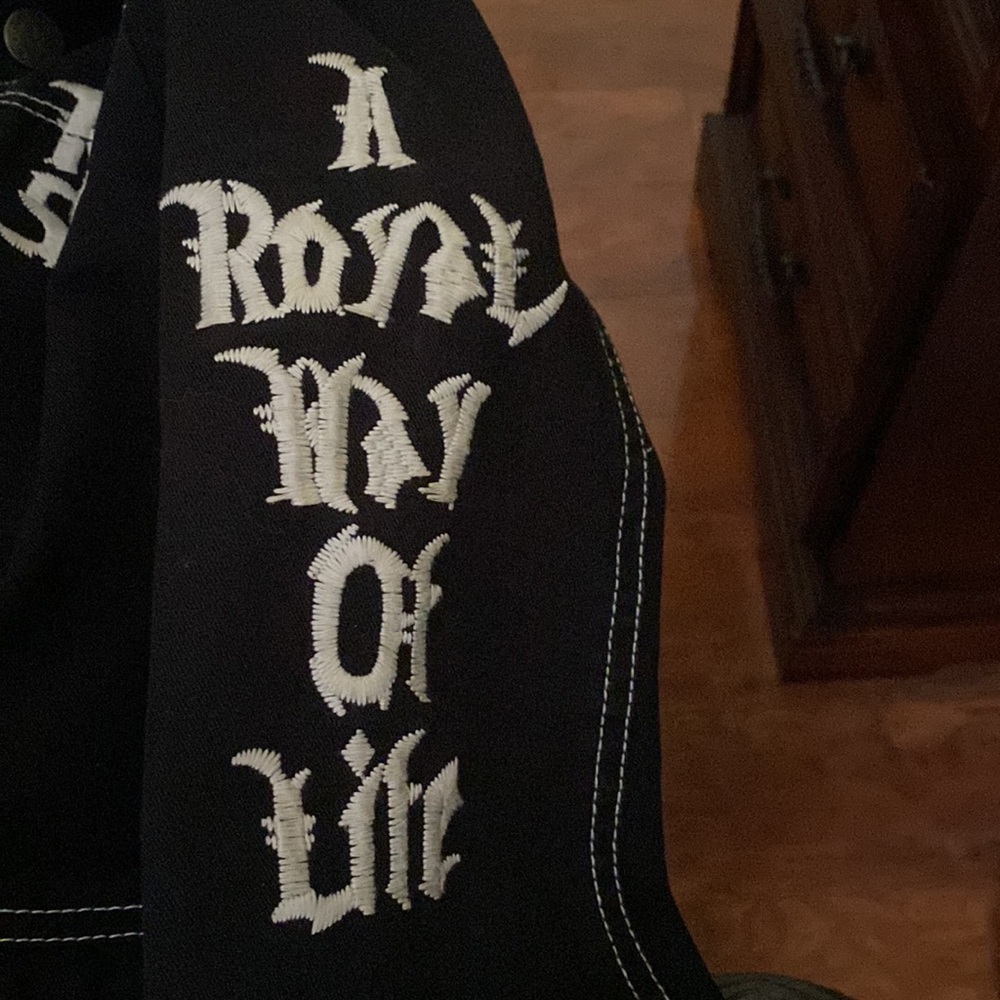 Jacket - Picture 3 of 8